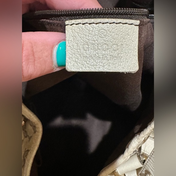 Authentic Gucci Abbey GG Brown Canvas White Leather Handbag - Picture 5 of 15